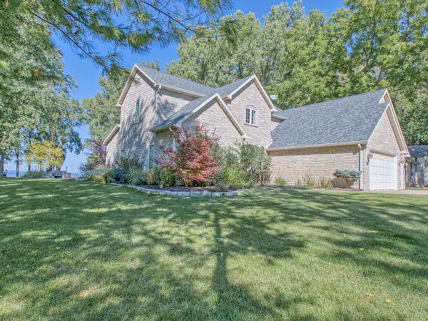 5100 Streich Ln, Black Wolf, WI 54902