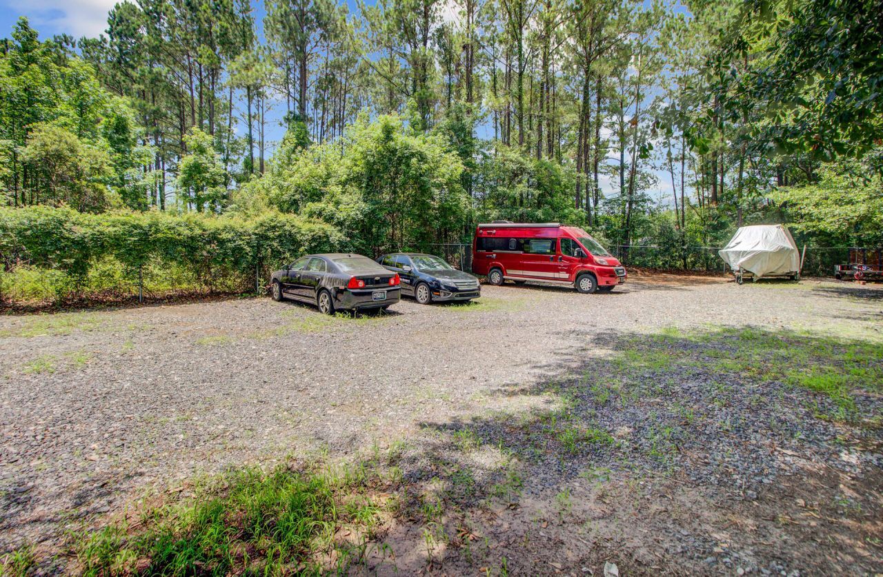 1215 Dingle Road Photo 50