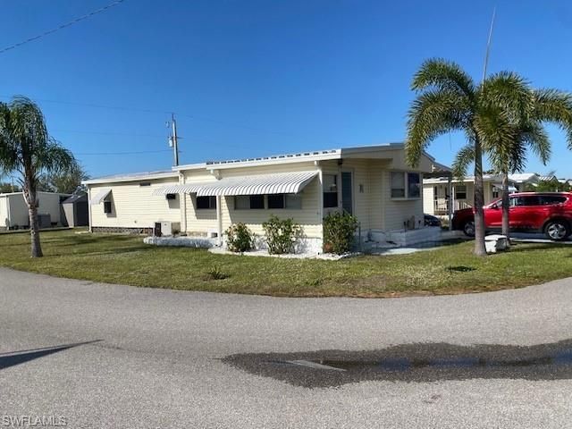 2727 Indianwood Dr, North Fort Myers, FL 33917 Photo