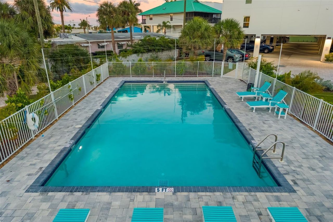 15305 1st Street E, Unit 201, Madeira Beach, FL 33708 Photo