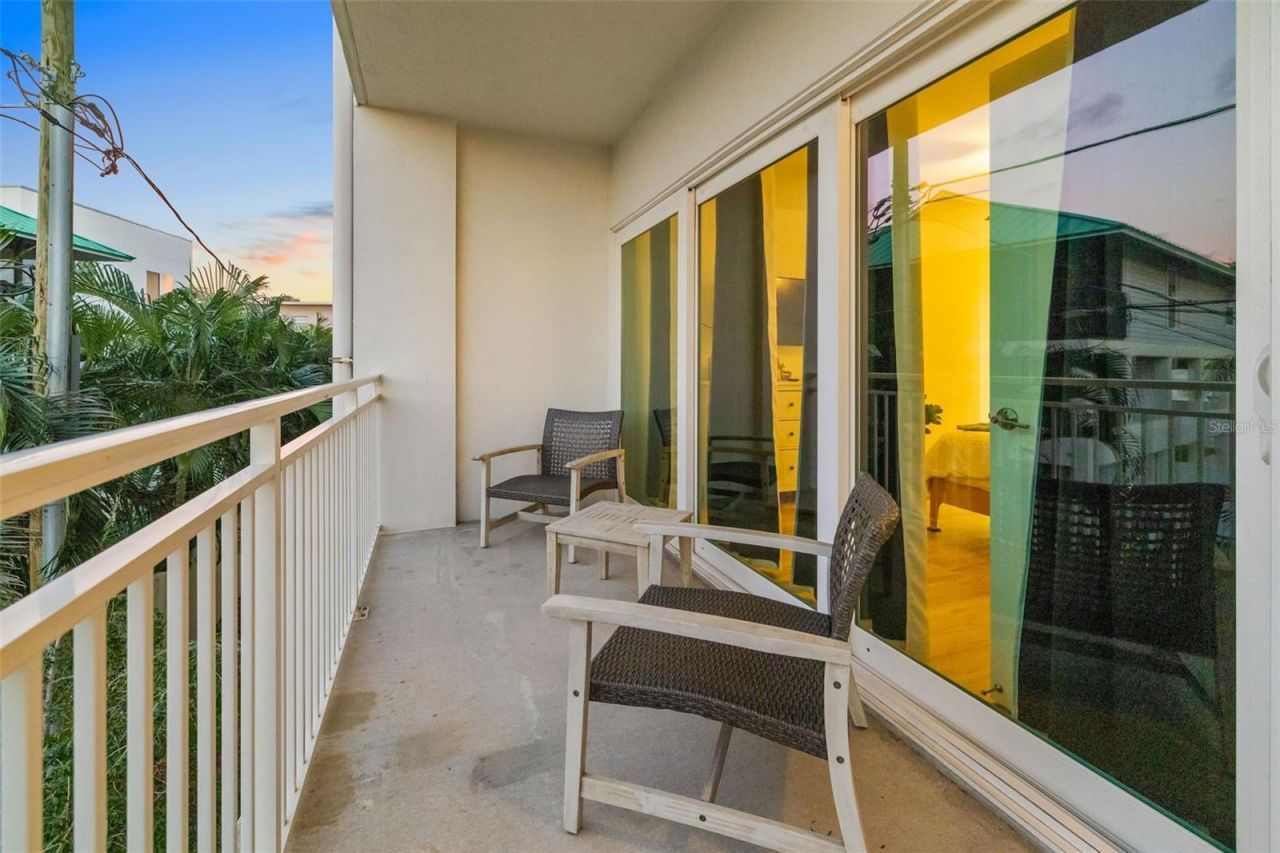 15305 1st Street E, Unit 201, Madeira Beach, FL 33708 Photo