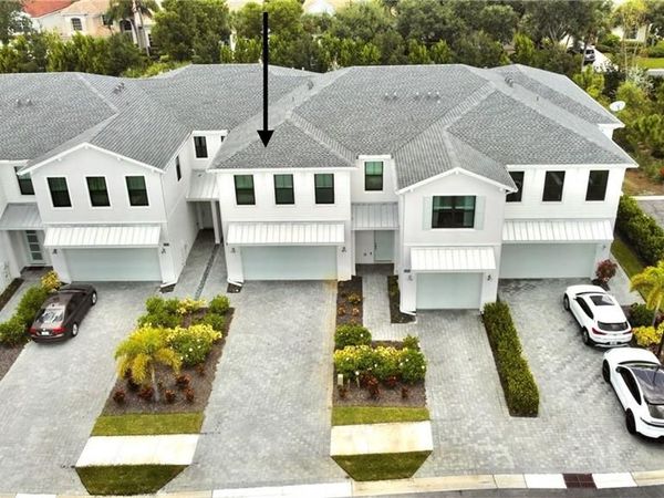 13057 Pembroke DR, NAPLES, FL 34105