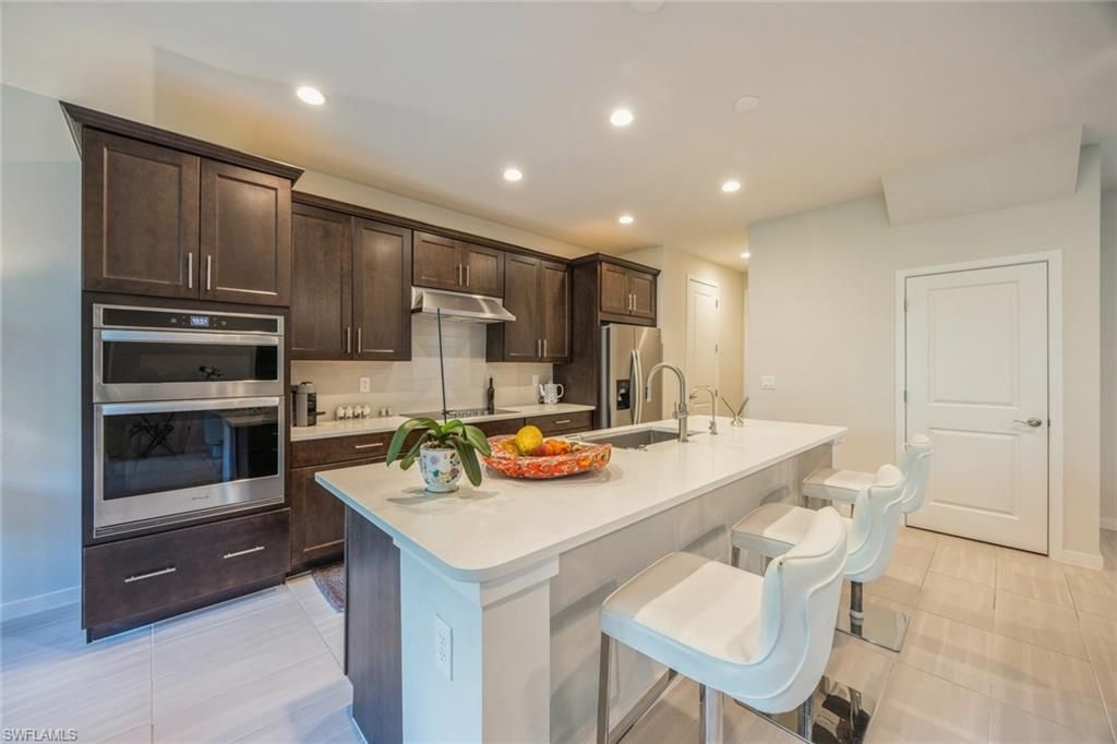 13057 Pembroke Dr, Naples, FL 34105 Photo