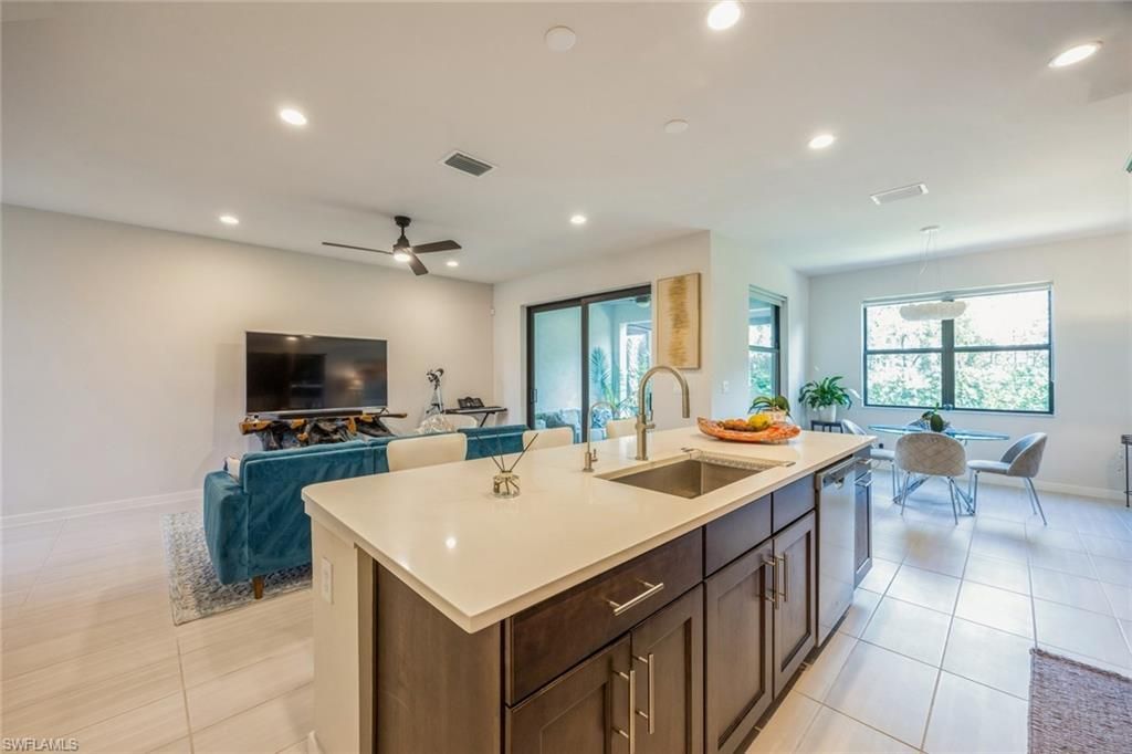 13057 Pembroke Dr, Naples, FL 34105 Photo