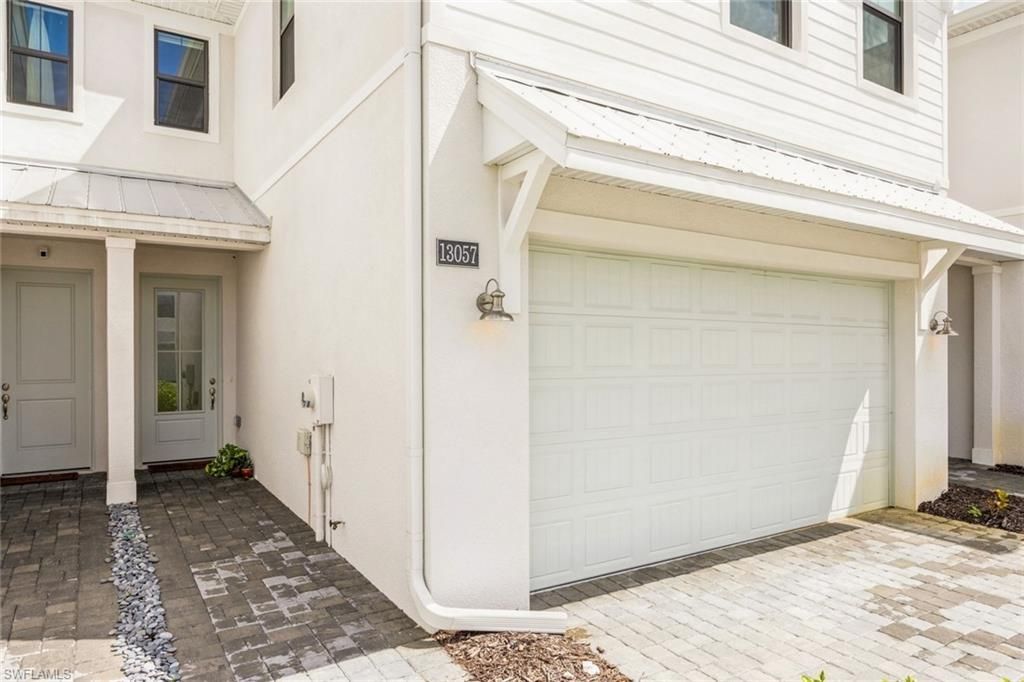 13057 Pembroke Dr, Naples, FL 34105 Photo