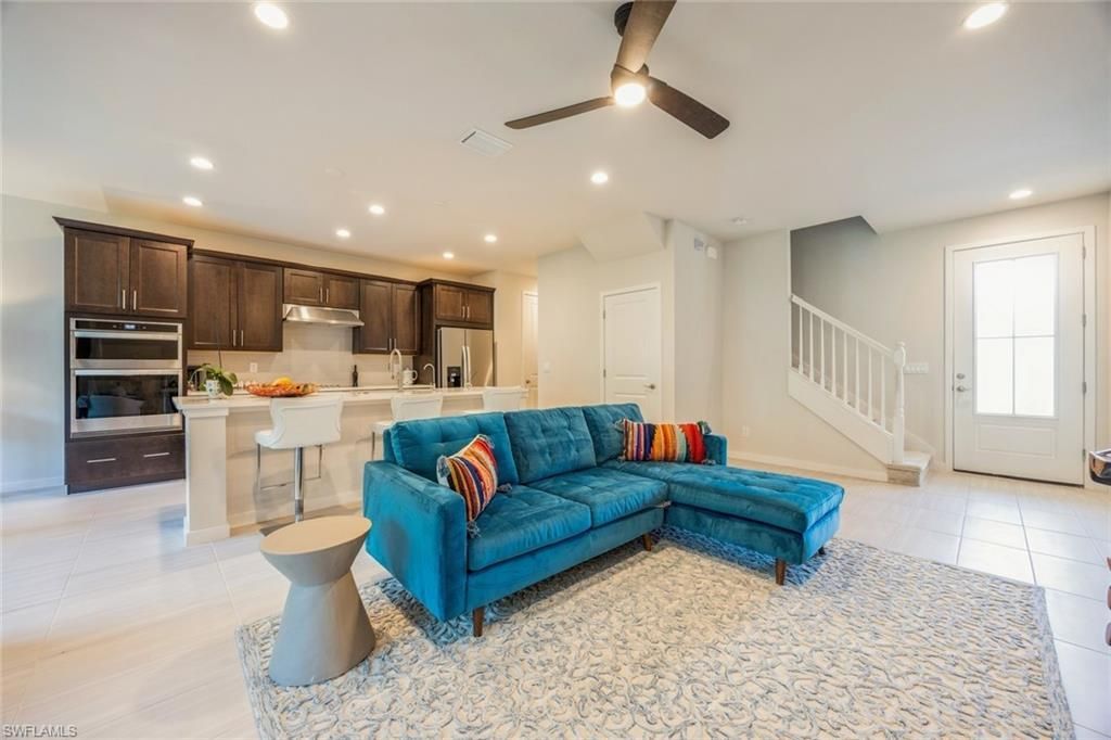 13057 Pembroke Dr, Naples, FL 34105 Photo