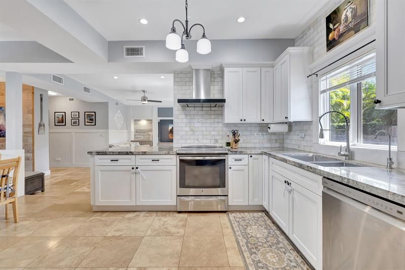 1163 NE 3rd Ave, Boca Raton, FL 33432 Photo