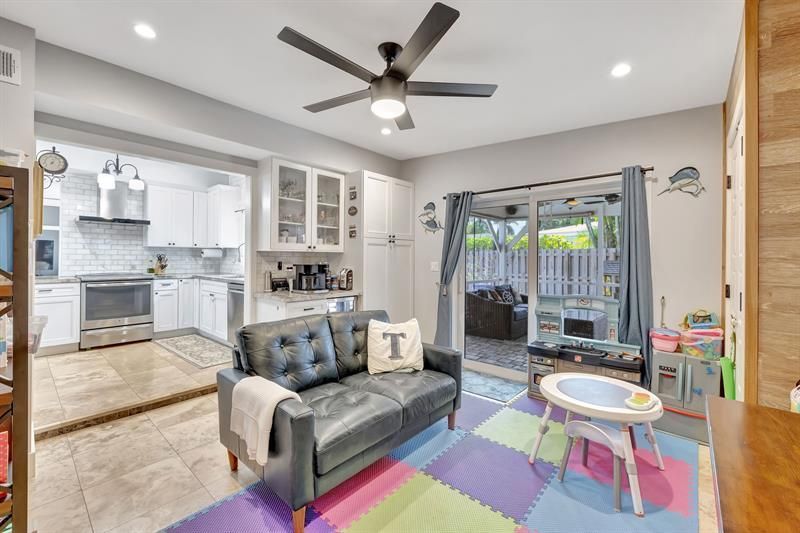 1163 NE 3rd Ave, Boca Raton, FL 33432 Photo