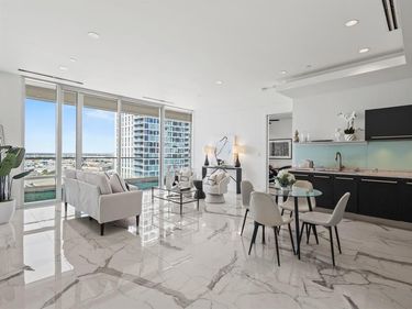 2408 Victory Park Lane, Unit 1140, Dallas, TX 75219