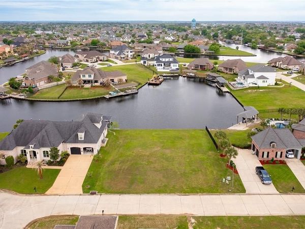 504 LOGAN ISLAND Court, Slidell, LA 70458