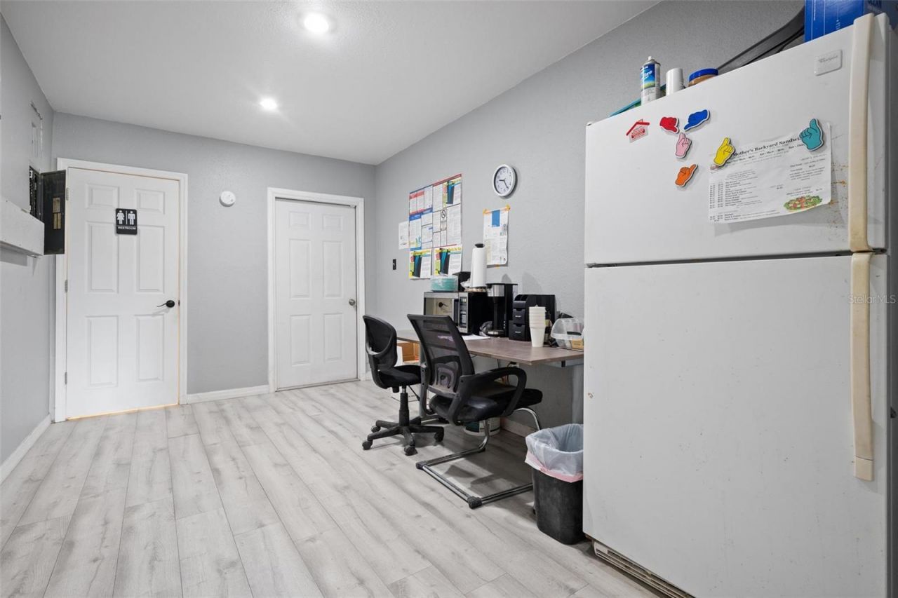 6426 126th Avenue, Largo, FL 33773 Photo