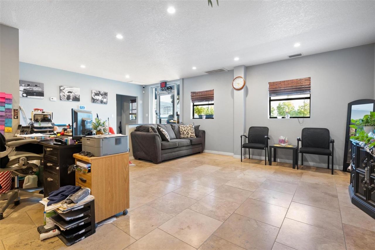 6426 126th Avenue, Largo, FL 33773 Photo