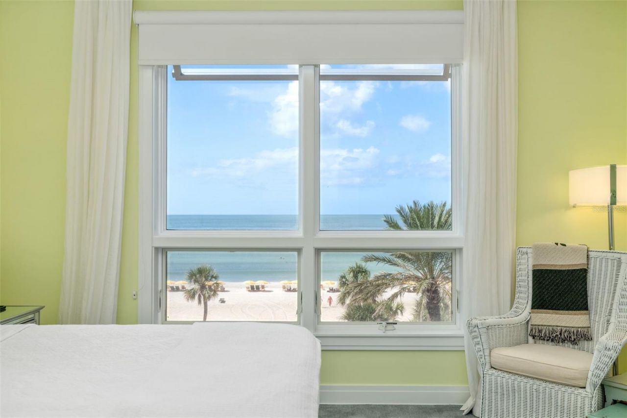 915 Seaside Drive, Unit 407, Sarasota, FL 34242 Photo