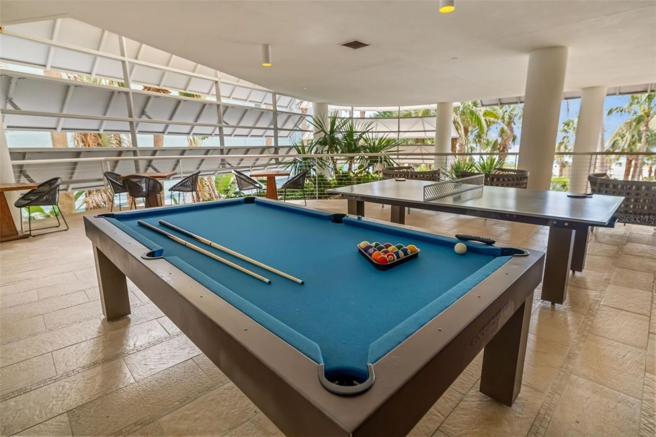 915 Seaside Drive, Unit 407, Sarasota, FL 34242 Photo