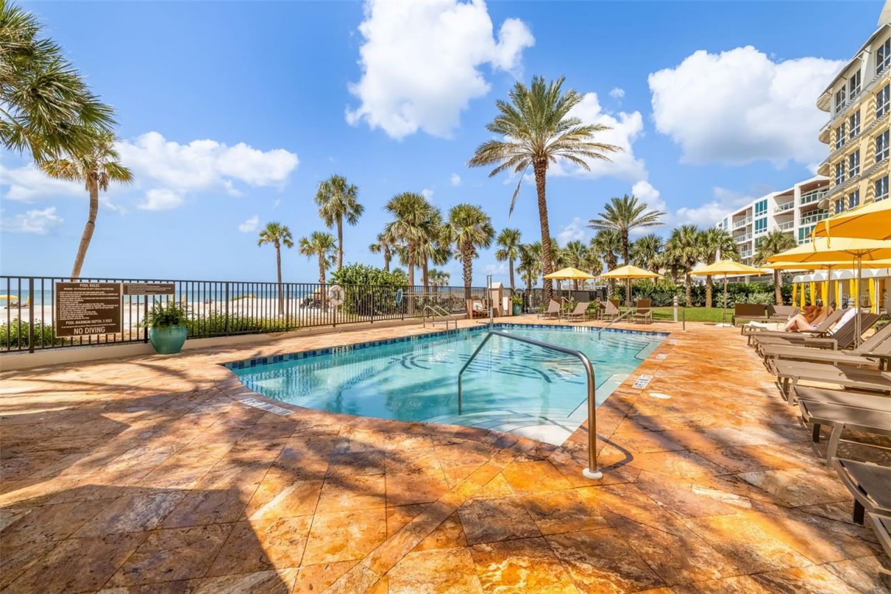 915 Seaside Drive, Unit 407, Sarasota, FL 34242 Photo