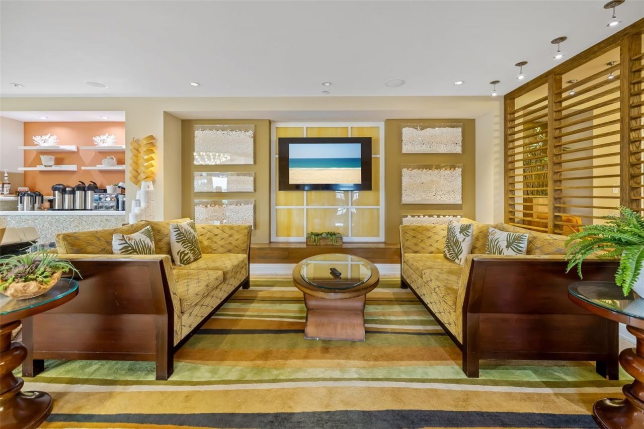 915 Seaside Drive, Unit 407, Sarasota, FL 34242 Photo