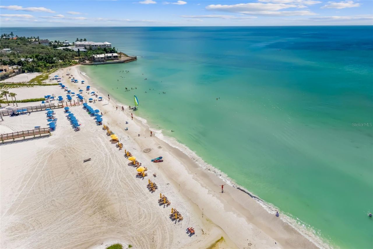 915 Seaside Drive, Unit 407, Sarasota, FL 34242 Photo