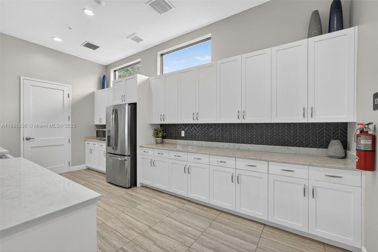 1310 Whitcombe Dr, Royal Palm Beach, FL 33411 Photo