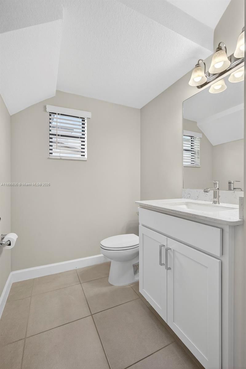 1310 Whitcombe Dr, Royal Palm Beach, FL 33411 Photo