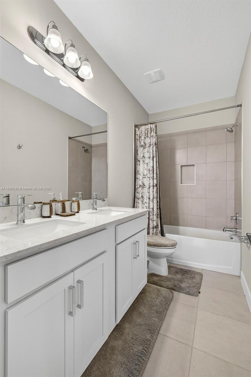 1310 Whitcombe Dr, Royal Palm Beach, FL 33411 Photo