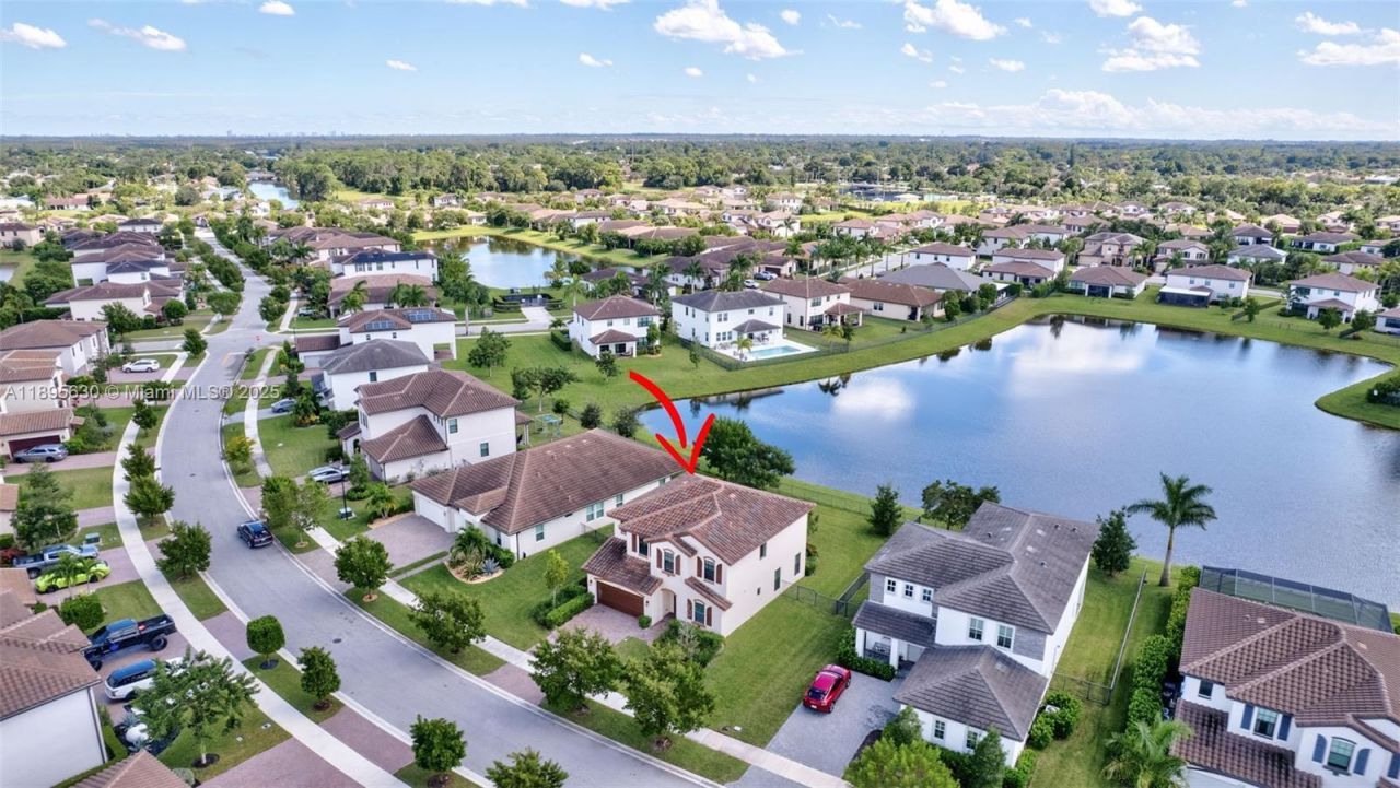 1310 Whitcombe Dr, Royal Palm Beach, FL 33411 Photo