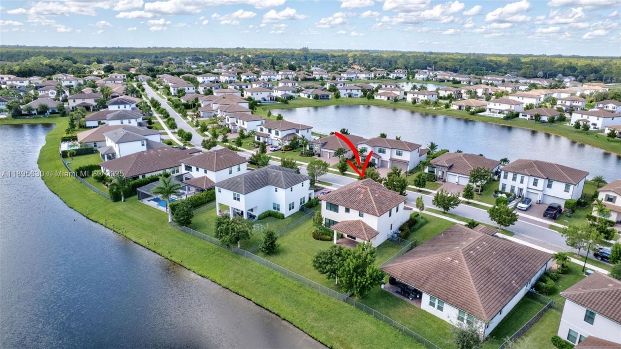 1310 Whitcombe Dr, Royal Palm Beach, FL 33411 Photo