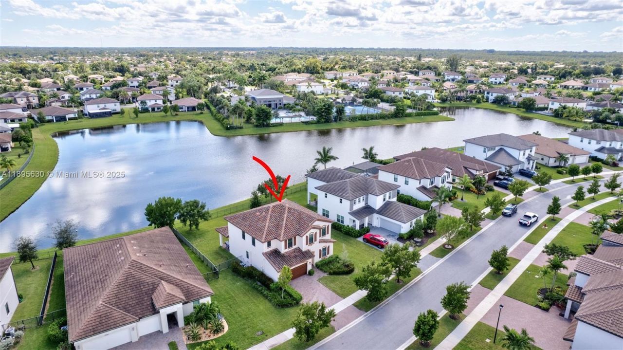 1310 Whitcombe Dr, Royal Palm Beach, FL 33411 Photo