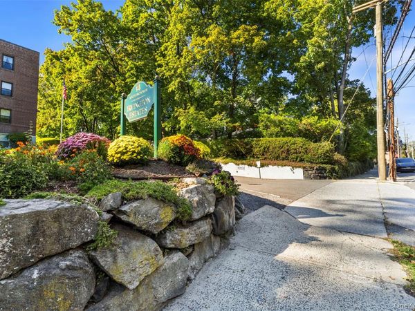 14 S Broadway, Unit 2-3B, Irvington, NY 10533