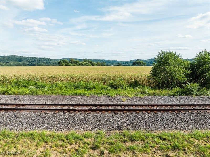 Lock 17 Road SE, Gnadenhutten, OH 44629 Photo 4