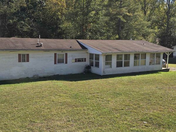 8451 McComas Rd, Salt Rock, WV 25559