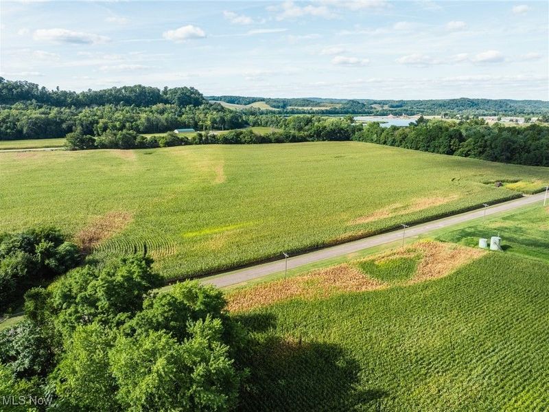 Lock 17 Road SE, Gnadenhutten, OH 44629 Photo 2