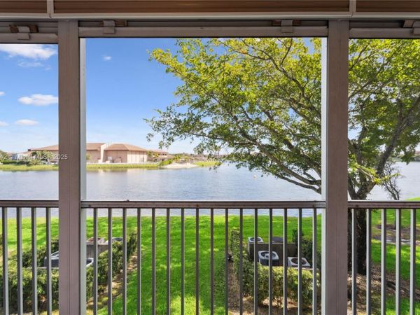 1301 SW 134th Way, Unit 213B, Pembroke Pines, FL 33027