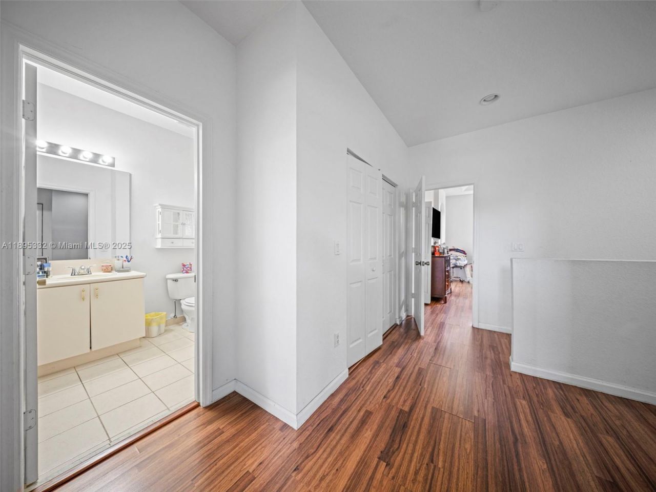 2104 NE 3rd Ct, Homestead, FL 33033 Photo