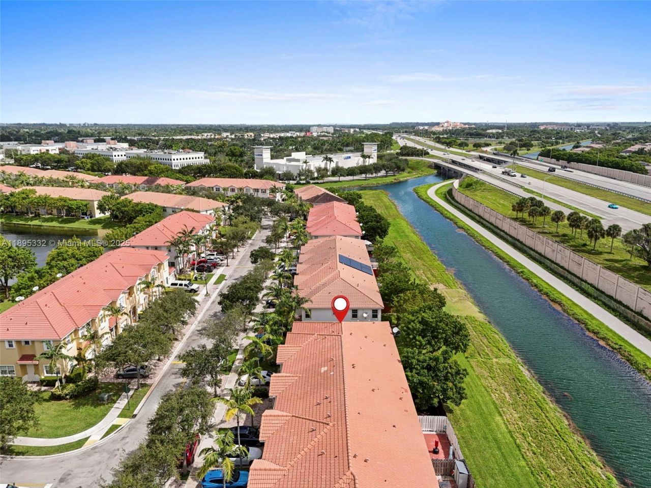 2104 NE 3rd Ct, Homestead, FL 33033 Photo