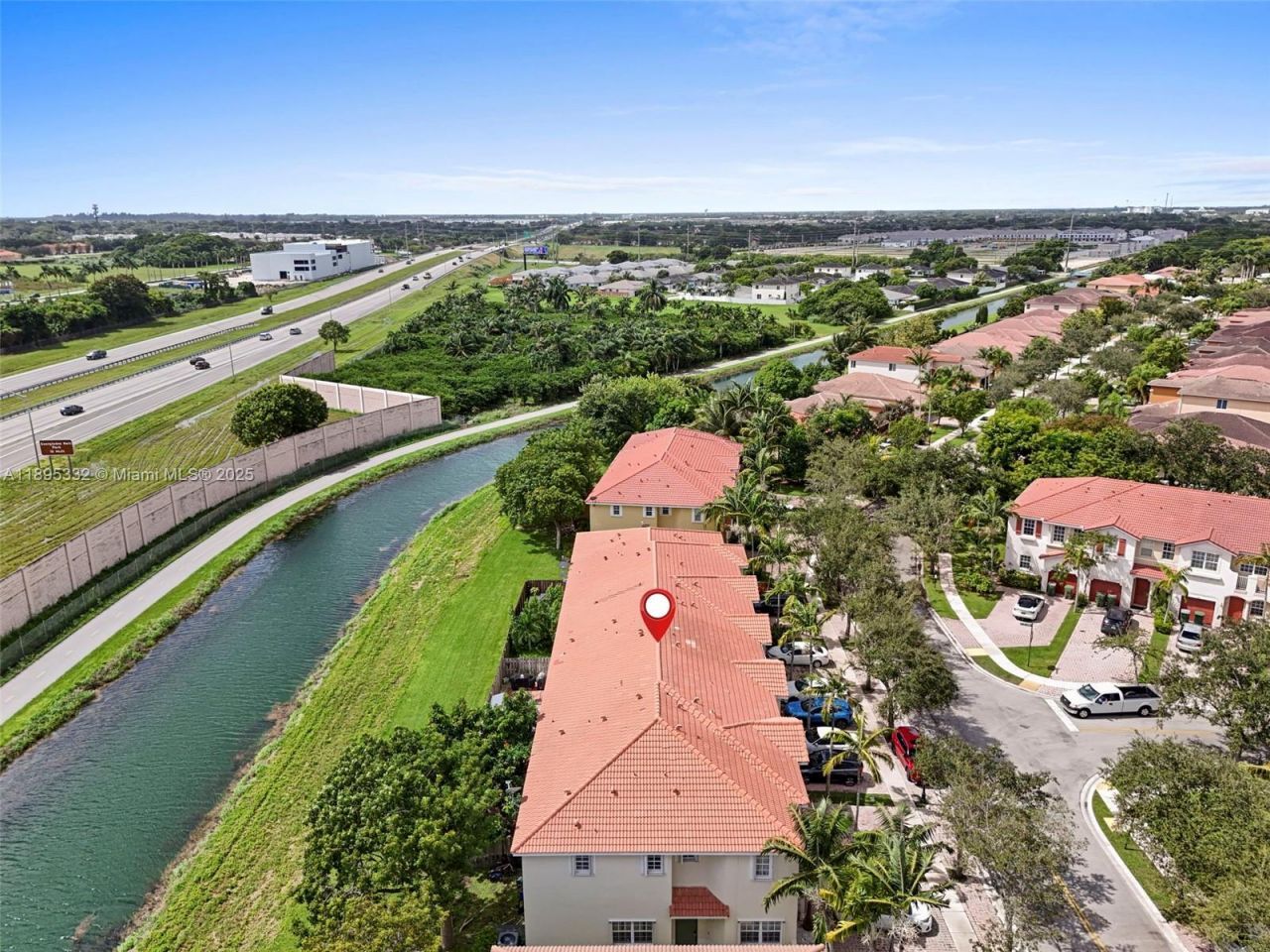 2104 NE 3rd Ct, Homestead, FL 33033 Photo