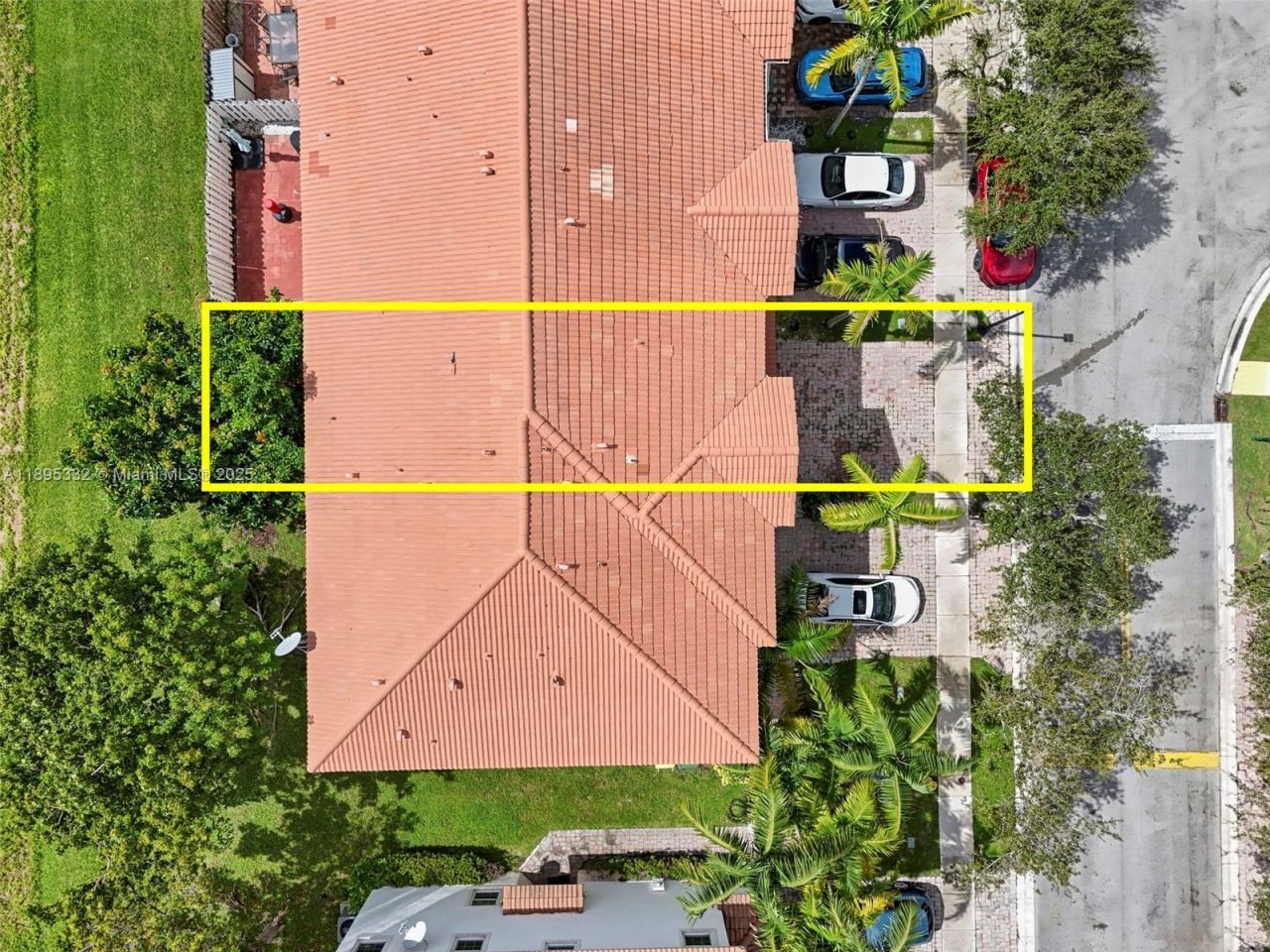 2104 NE 3rd Ct, Homestead, FL 33033 Photo