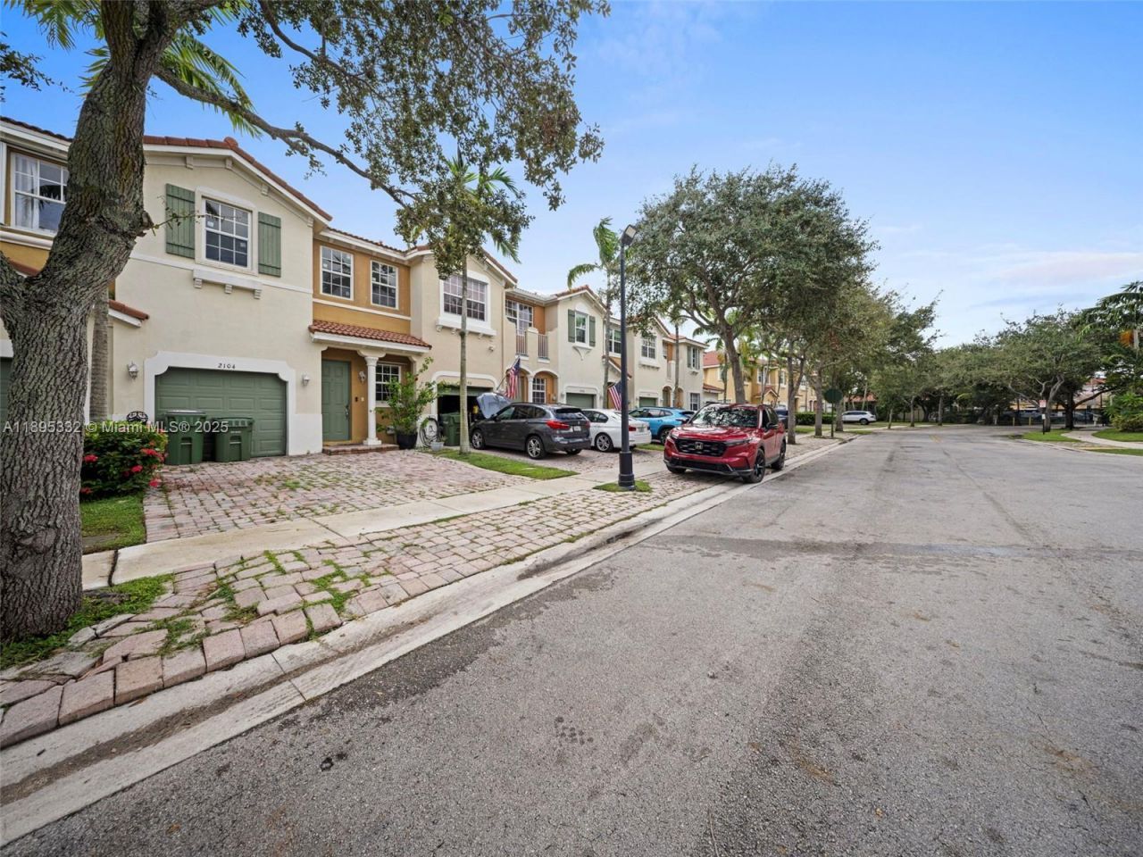 2104 NE 3rd Ct, Homestead, FL 33033 Photo