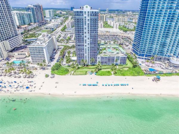 16711 Collins Ave, Unit 1208, Sunny Isles Beach, FL 33160
