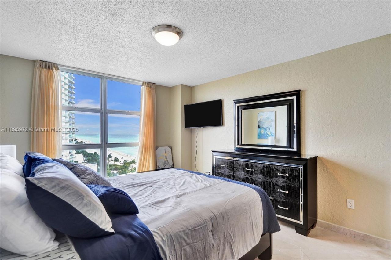 16711 Collins Ave, Unit 1208, Sunny Isles Beach, FL 33160 Photo