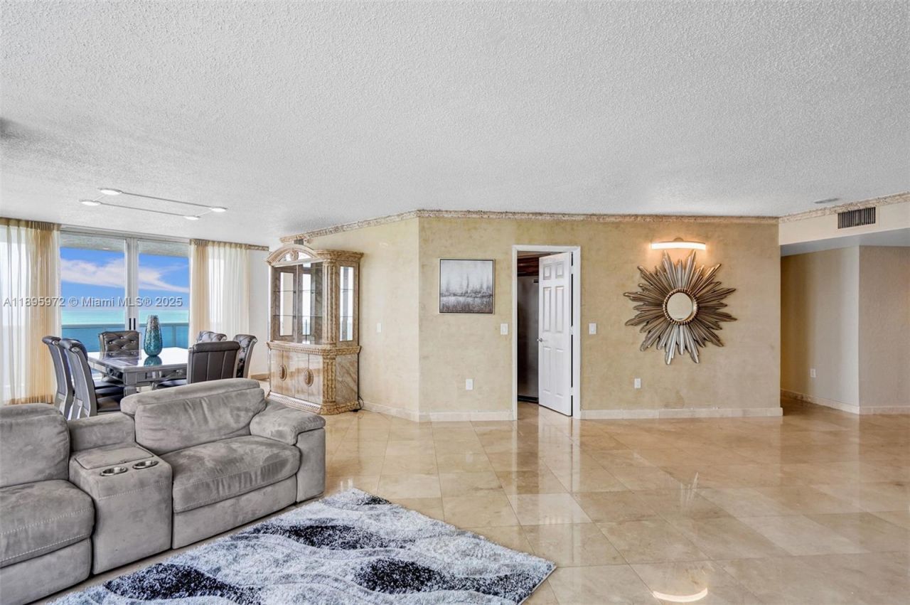 16711 Collins Ave, Unit 1208, Sunny Isles Beach, FL 33160 Photo