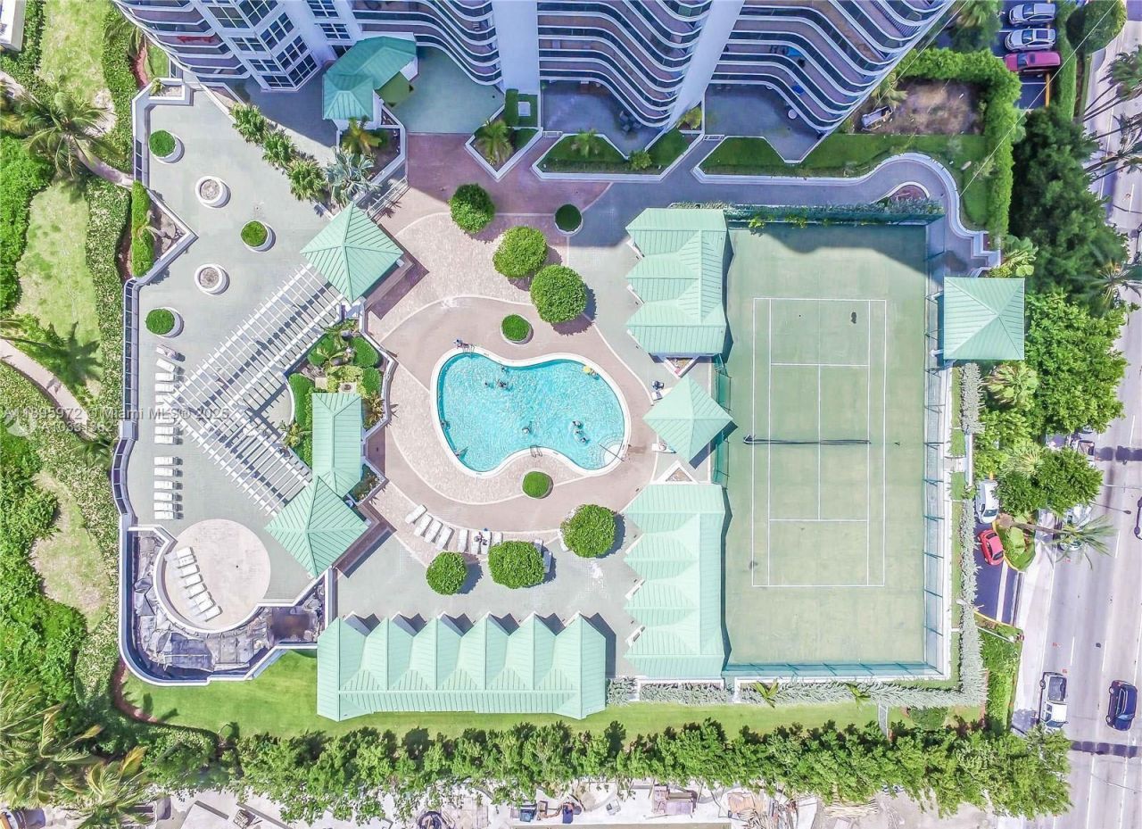 16711 Collins Ave, Unit 1208, Sunny Isles Beach, FL 33160 Photo