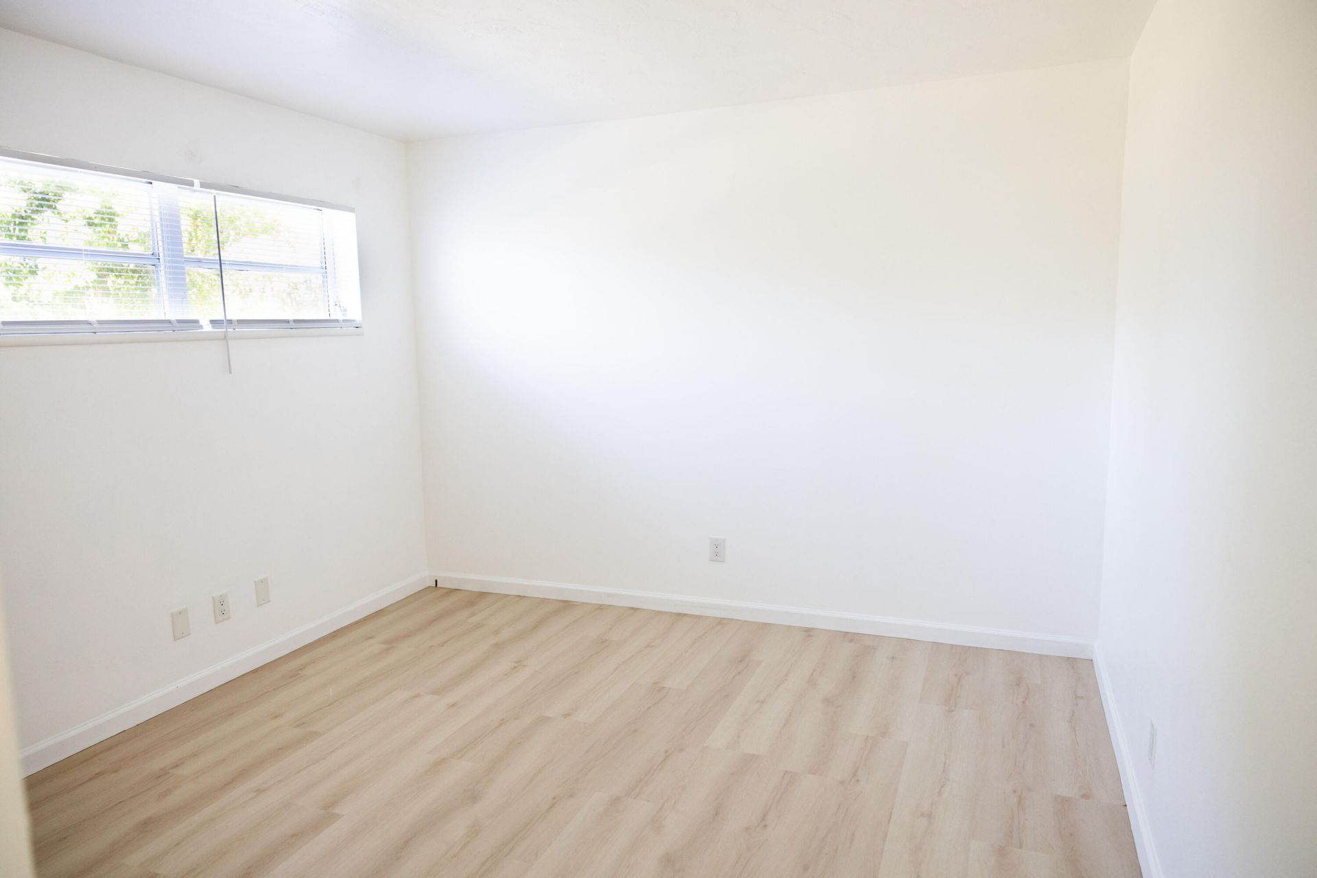 141 West Court, Royal Palm Beach, FL 33411 Photo