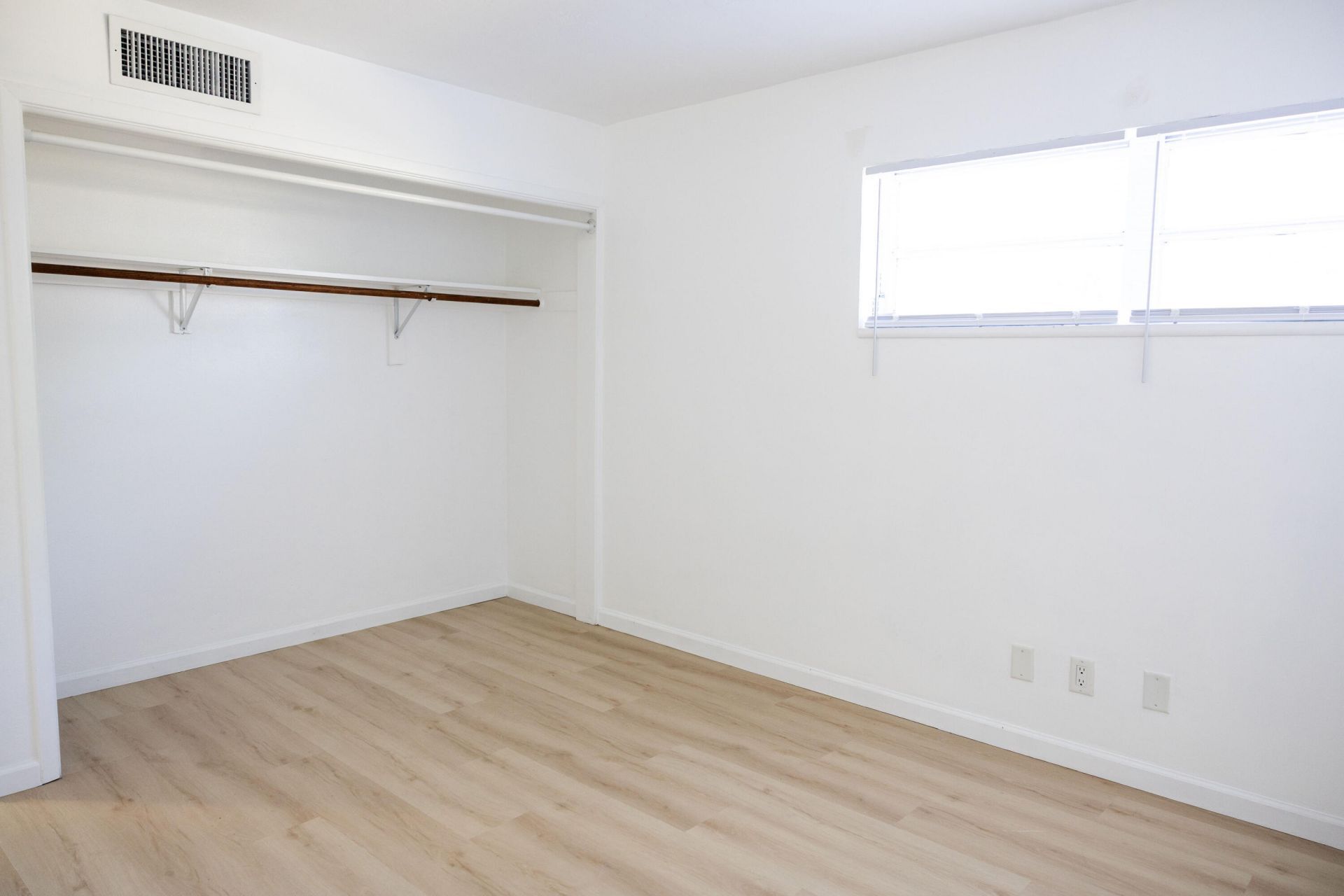 141 West Court, Royal Palm Beach, FL 33411 Photo