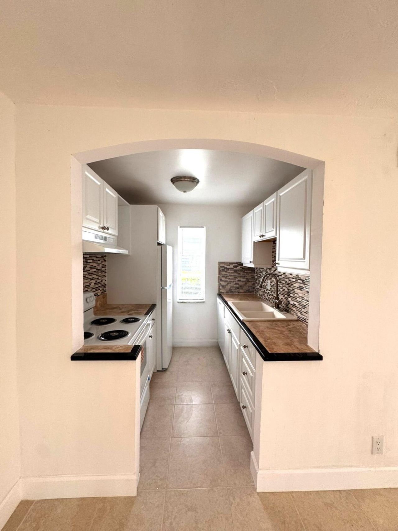 141 West Court, Royal Palm Beach, FL 33411 Photo