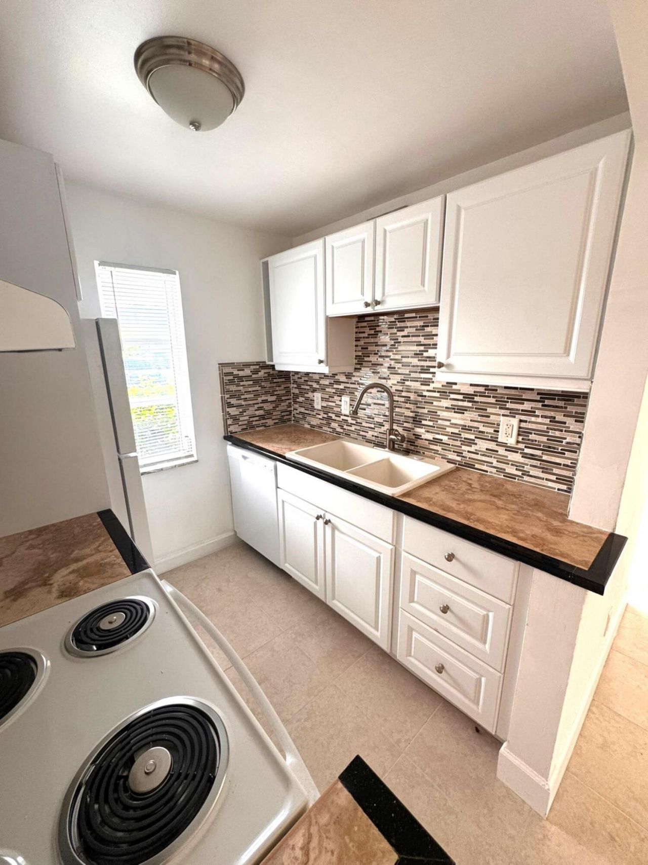 141 West Court, Royal Palm Beach, FL 33411 Photo