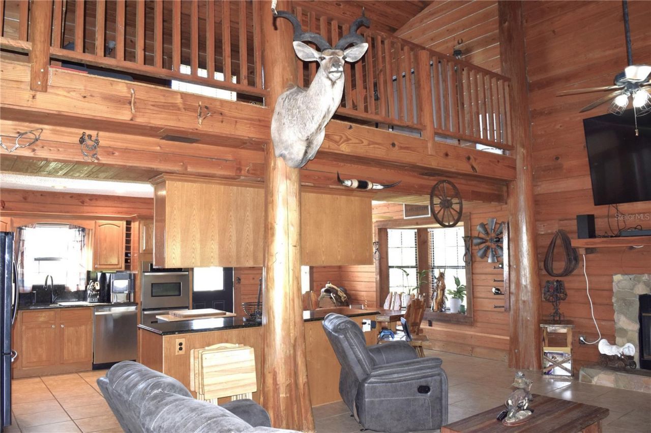 14430 SE Highway 42, Weirsdale, FL 32195 Photo