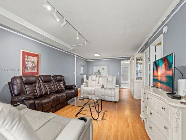 1402 NW 80th Ave, Unit 505, Margate, FL 33063