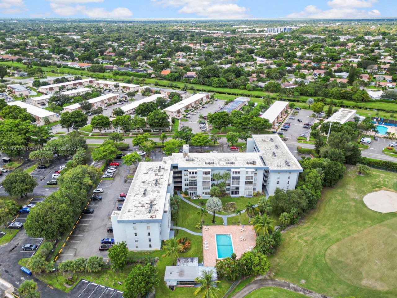 1402 NW 80th Ave, Unit 505, Margate, FL 33063 Photo