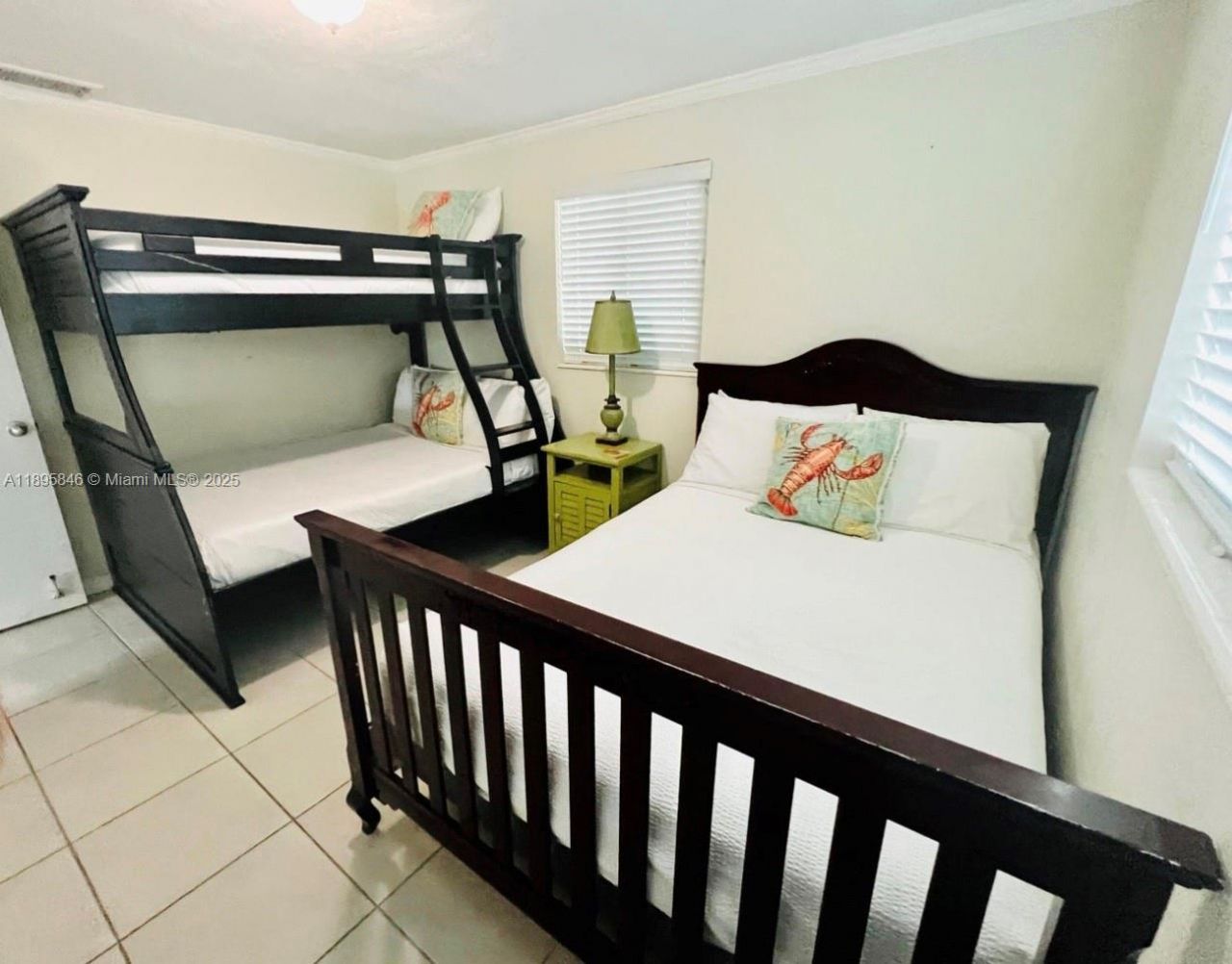 251 2nd St, Key Colony, FL 33051 Photo