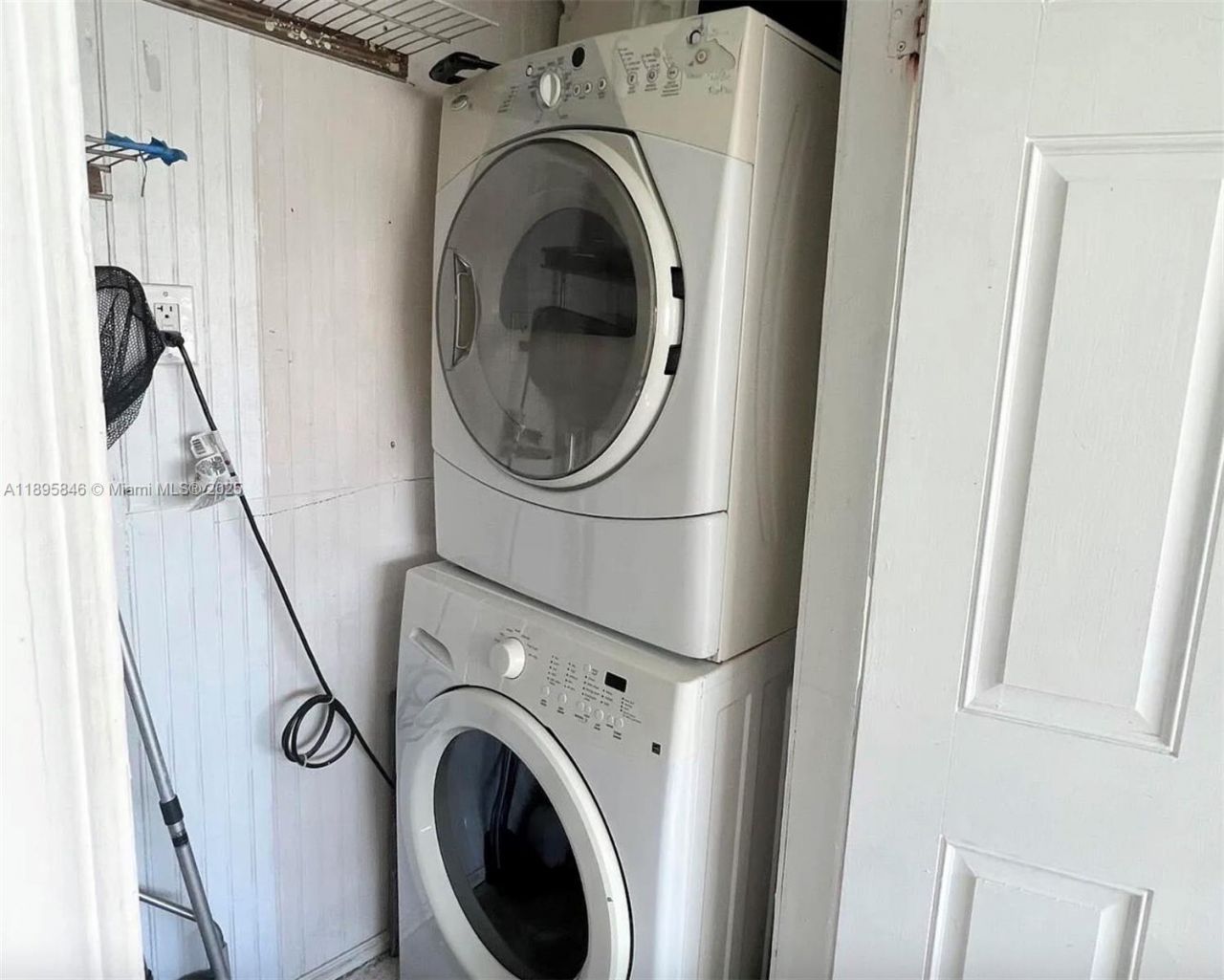 251 2nd St, Key Colony, FL 33051 Photo